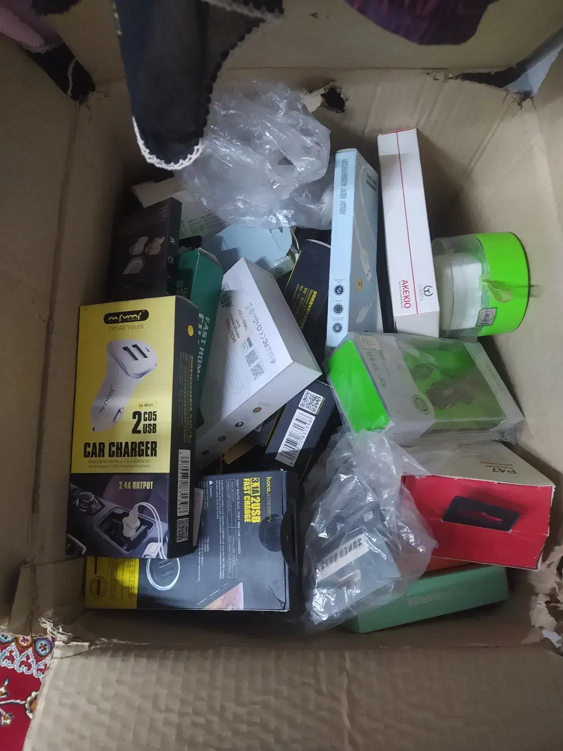 فروش فوری لوازم جانبی موبایل|لوازم جانبی موبایل و تبلت|اصفهان, عطار نیشابوری|دیوار