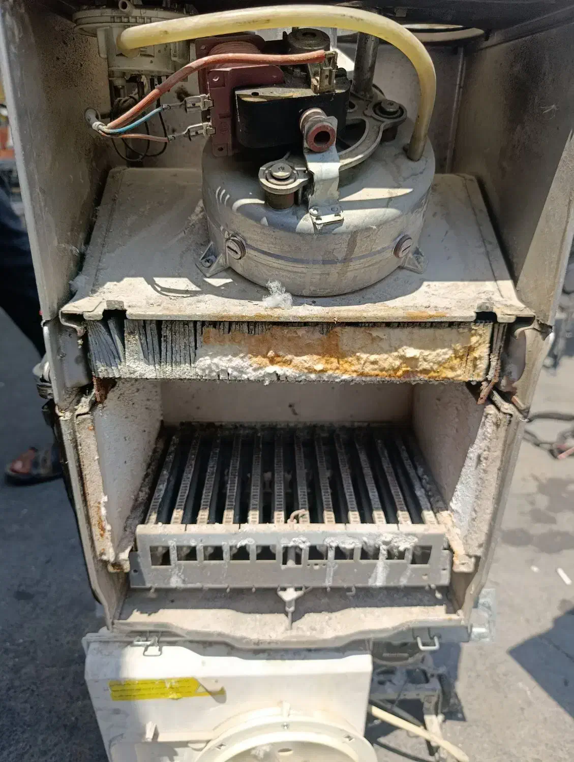 خریدار/پکیج شوفاژ آبگرمکن خراب سالم سراسر تهران|آبگرمکن، پکیج، شوفاژ|تهران, صادقیه|دیوار