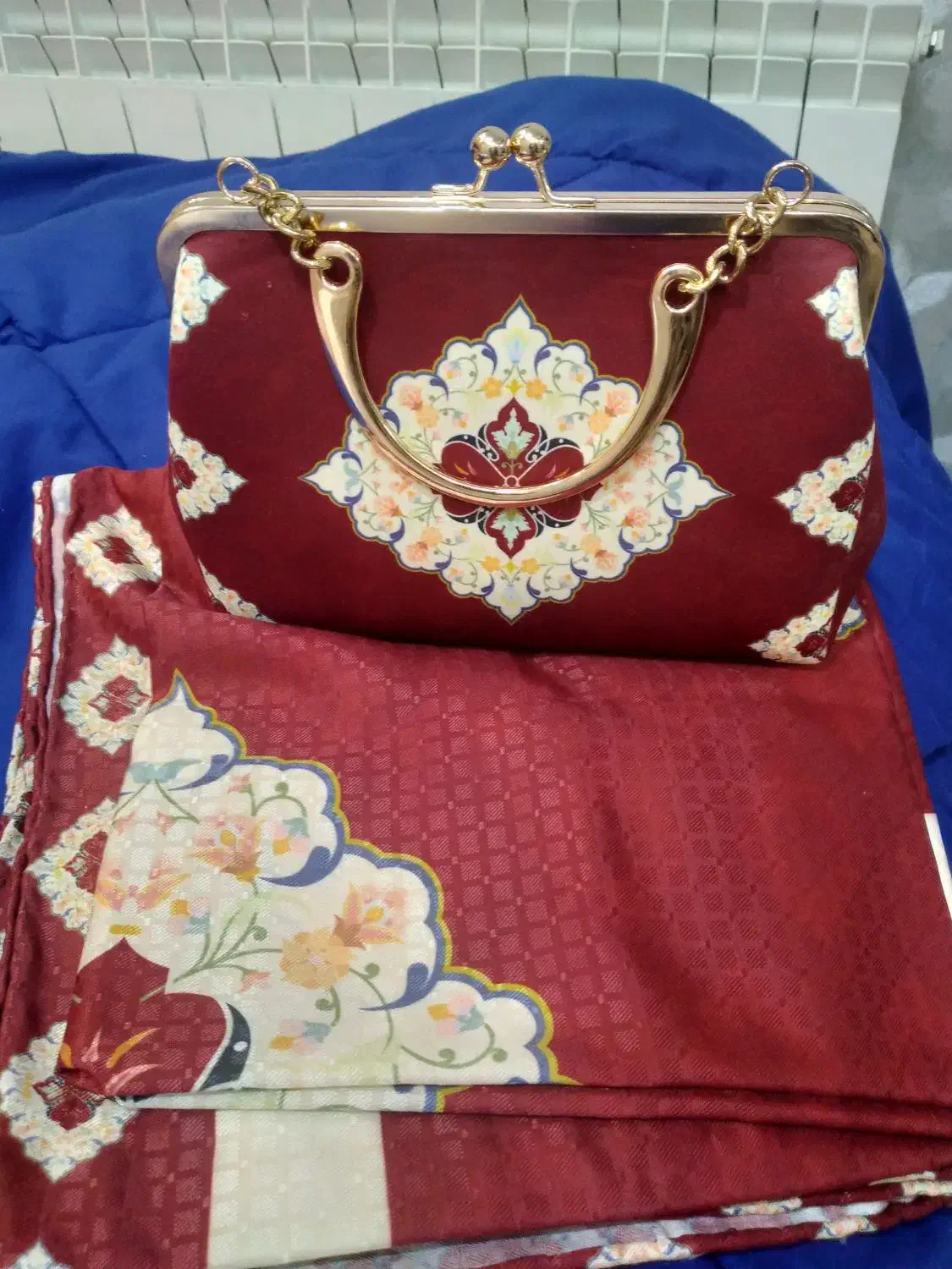 ست کیف و روسری|کیف، کفش، کمربند|طرقبه, |دیوار