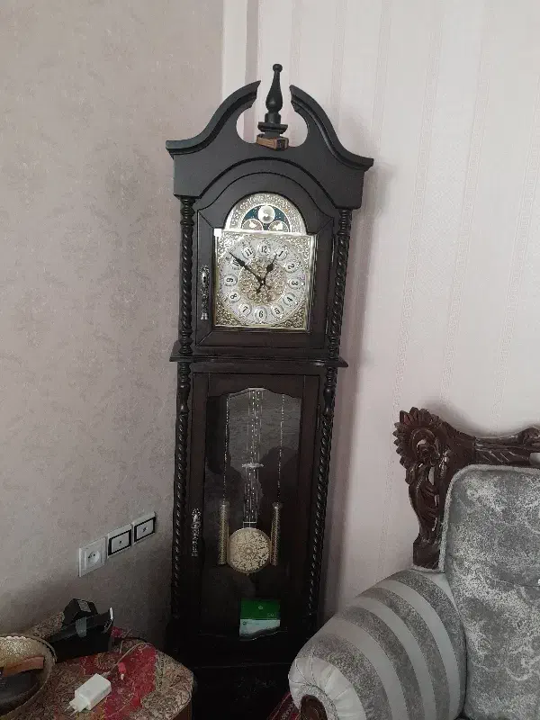 ساعت ایستاده سالم سالم|ساعت دیواری و تزئینی|فردیس, نگارستان|دیوار