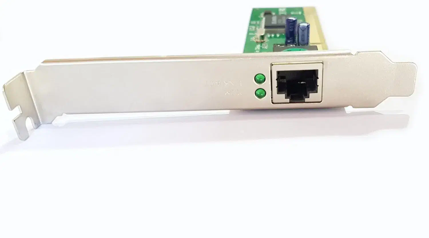 کارت شبکه D-Link DFE-520TX|مودم و تجهیزات شبکه|تهران, نازی‌آباد|دیوار