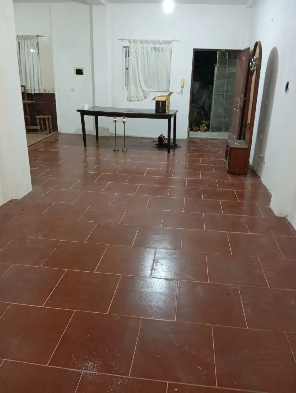 اجاره انبار یا آرایشگاه زنانه یا خیاطی زنانه|اجارهٔ مغازه و غرفه|هادی شهر, |دیوار