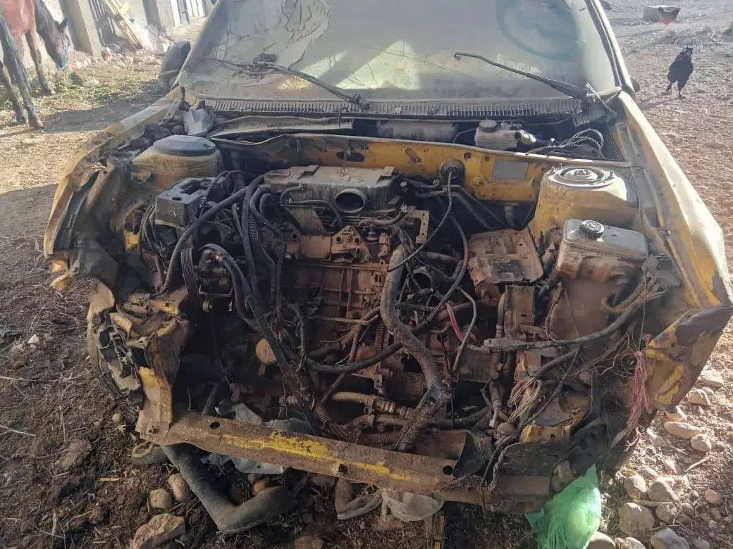 تاکسی پژو405 تصادفی با نامه جایگزینی سورن|خودرو سواری و وانت|شیراز, شهرک پرواز|دیوار