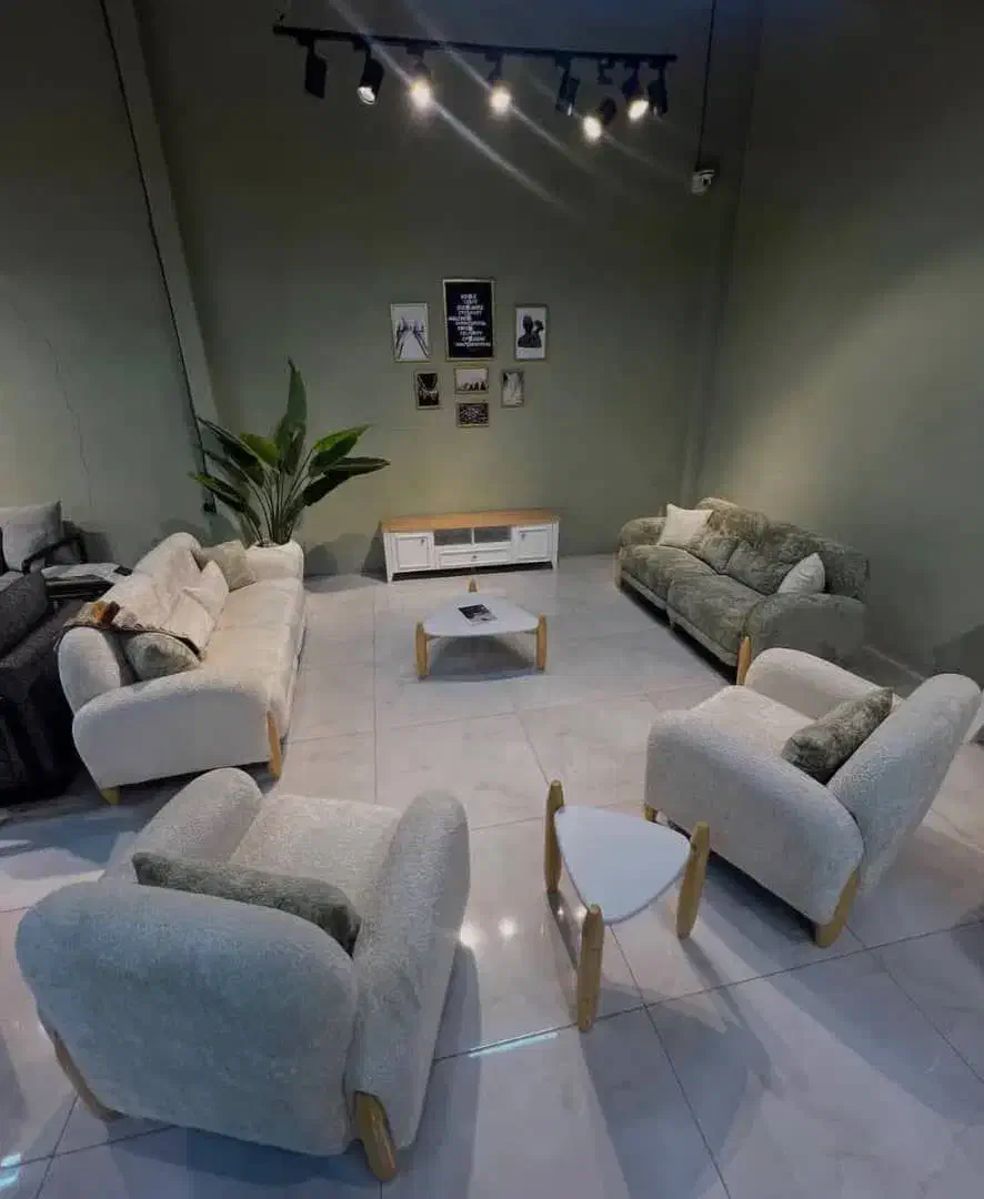 مبل مینیمال هفت نفره|مبلمان خانگی و میز عسلی|بهارستان, |دیوار