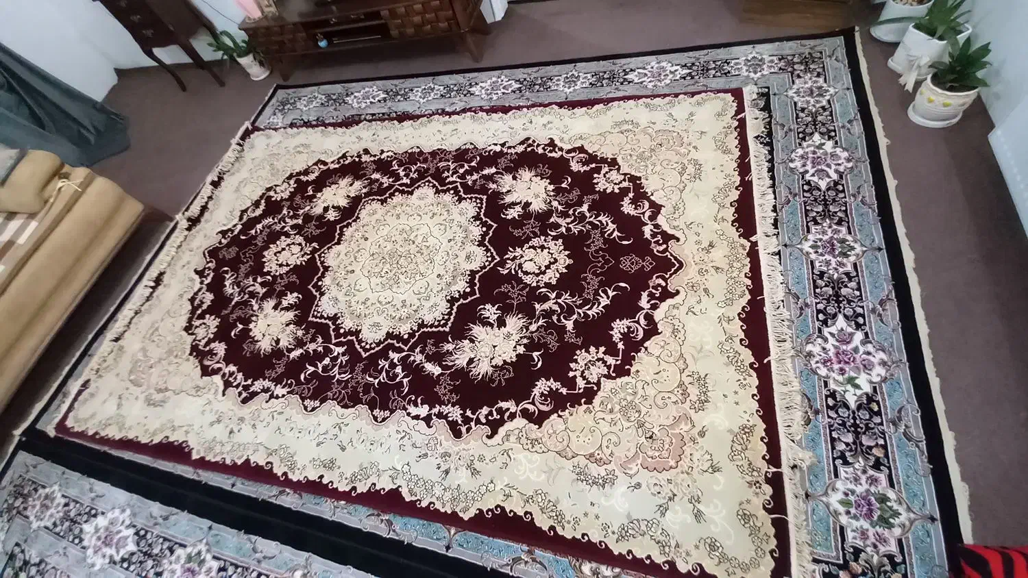 ی جفت فرش ۶ متری فرهی|فرش|رشت, کوی عرفان|دیوار