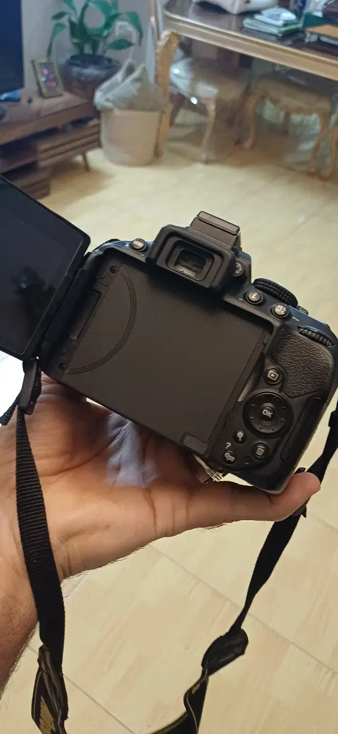 ۵۳۰۰ نیکون لنز ۱۸-۱۴۰ در حد نو|دوربین عکاسی و فیلمبرداری|اصفهان, شمس آباد|دیوار