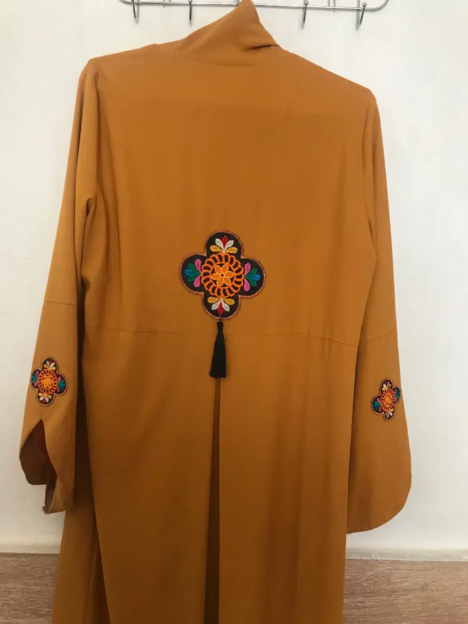 مانتو مجلسی|لباس|گرگان, |دیوار