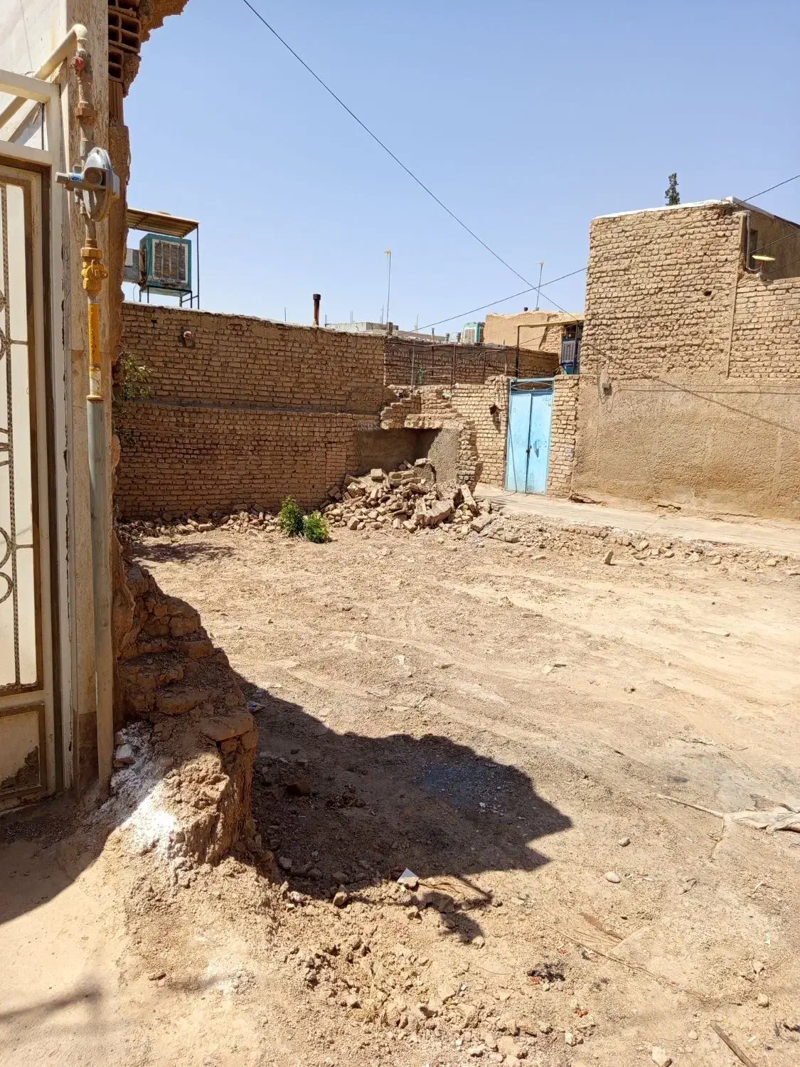 زمین 132متری خیابان امام خمینی 12|فروش زمین و ملک کلنگی|اسفراین, |دیوار