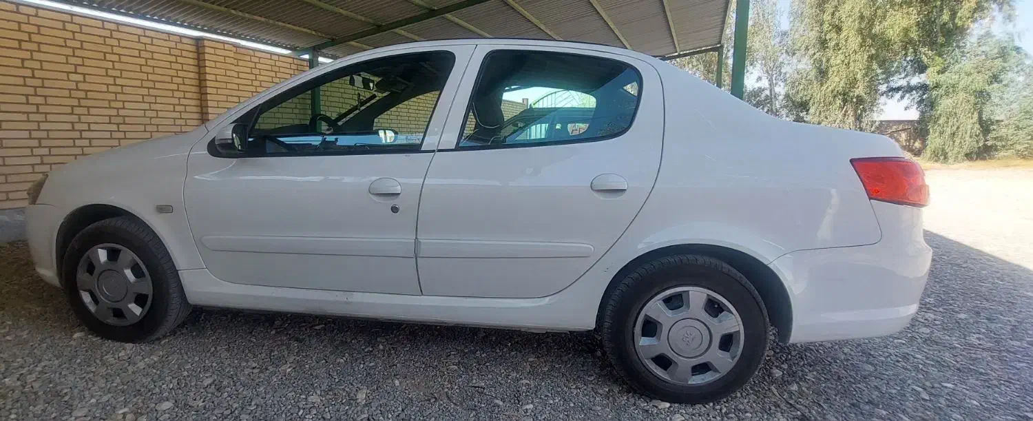 رانا پلاس پانوراما ۶ دنده ۱۴۰۱|خودرو سواری و وانت|کرمان, |دیوار