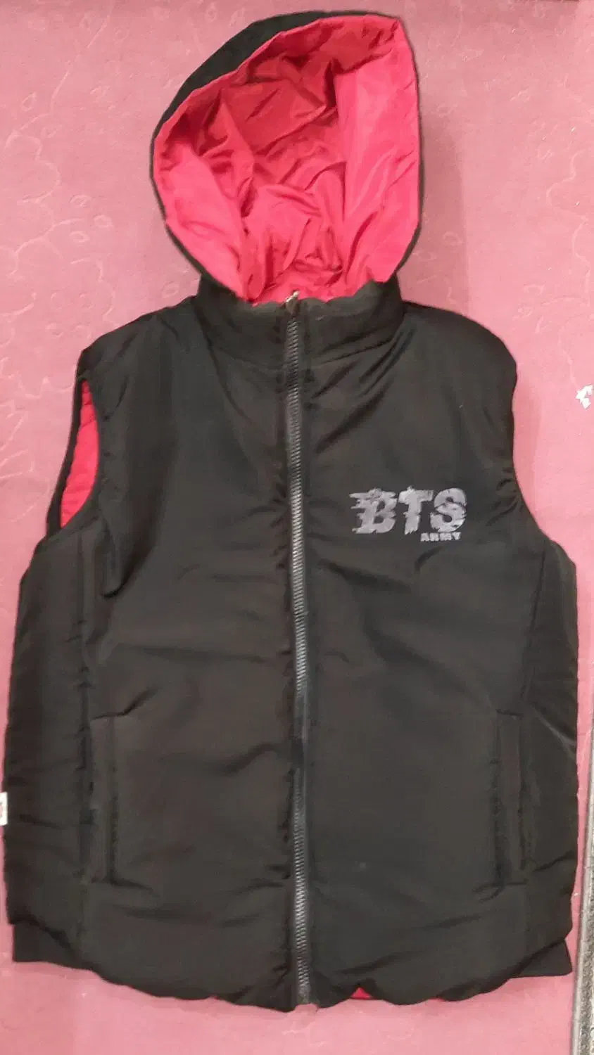 پافر وست اورجینال|لباس|صدرا-فارس, فاز ۱|دیوار