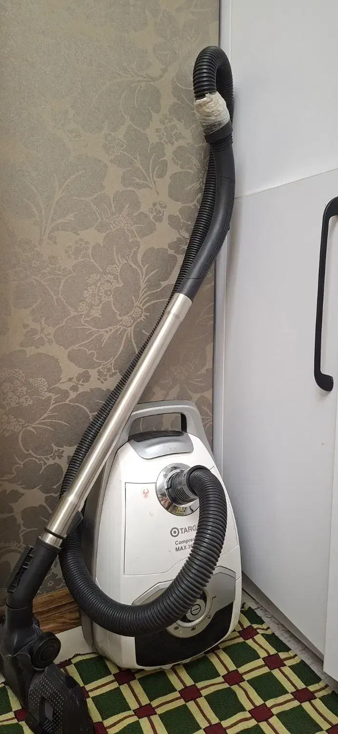 جارو برقی کاملا سالم|جاروبرقی، جارو شارژی، بخارشو|محمدشهر, ولدآباد|دیوار