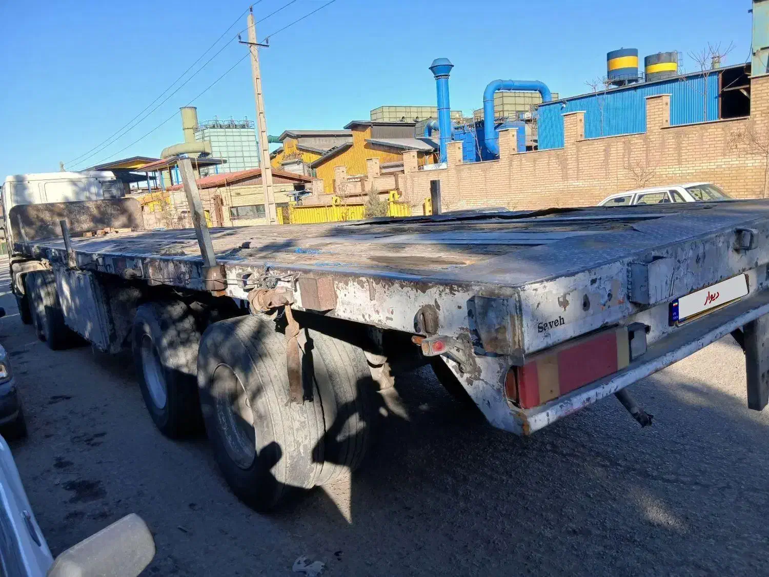 کفی|خودرو سنگین|اسفرورین, |دیوار