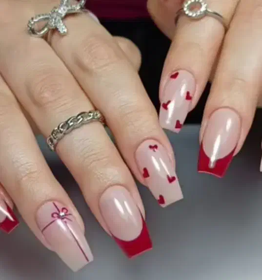 کاشت ناخن|خدمات آرایشگری و زیبایی|گلپایگان, |دیوار