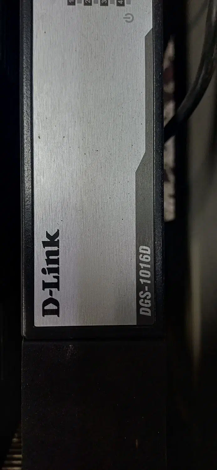 رک ۶ یونیت به همراه سویچ شبکه|مودم و تجهیزات شبکه|کرج, گلشهر|دیوار