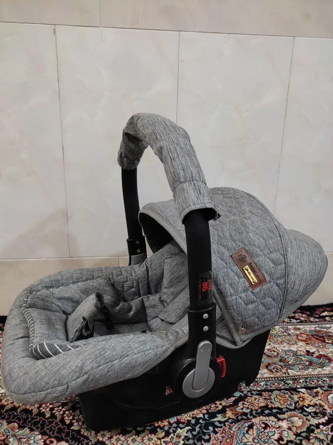 کریر|کالسکه و لوازم جانبی|قم, ولیعصر|دیوار