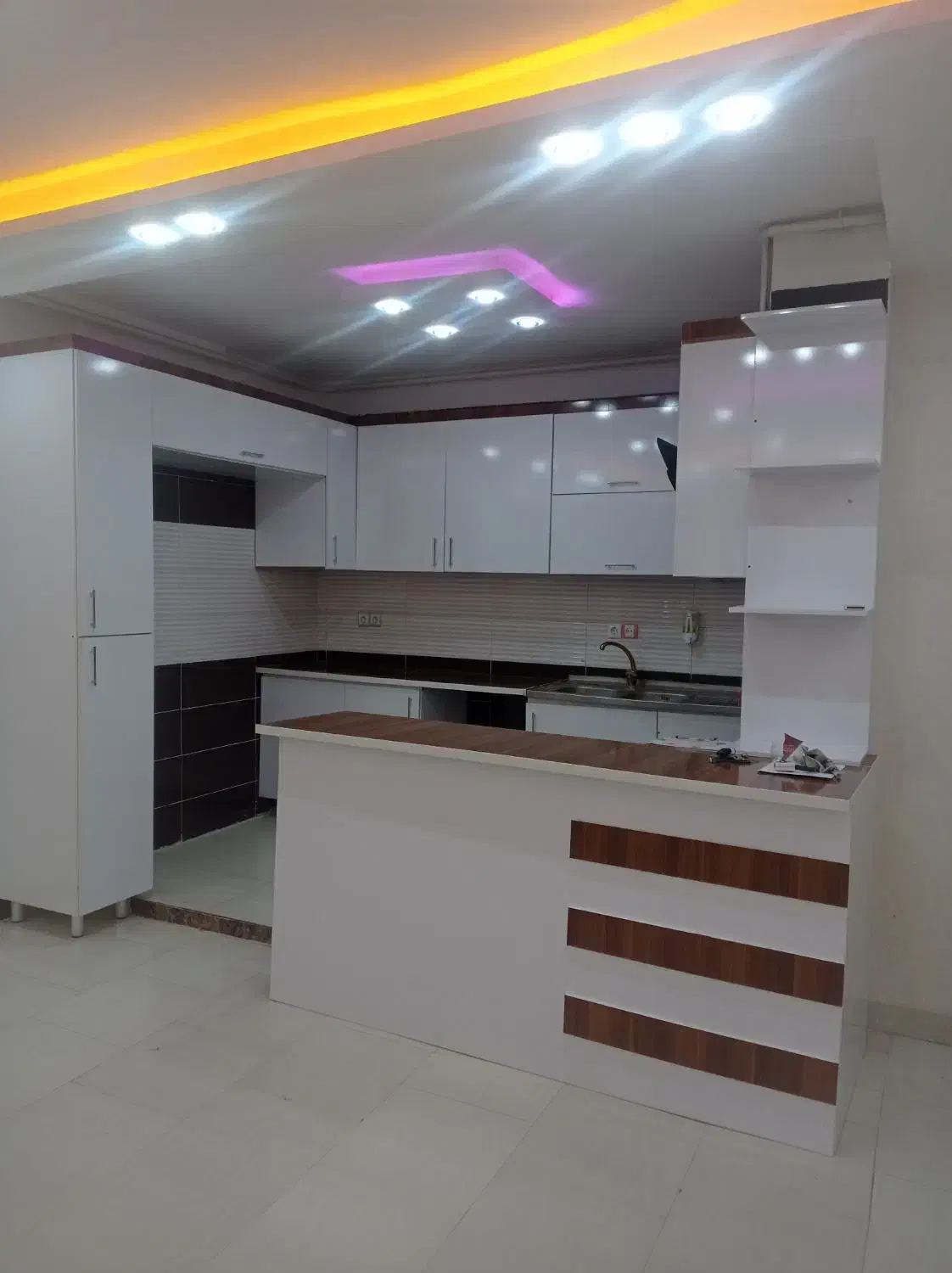 اجاره واحد لوکس مهرگان|اجارهٔ آپارتمان|محمدیه-قزوین, |دیوار