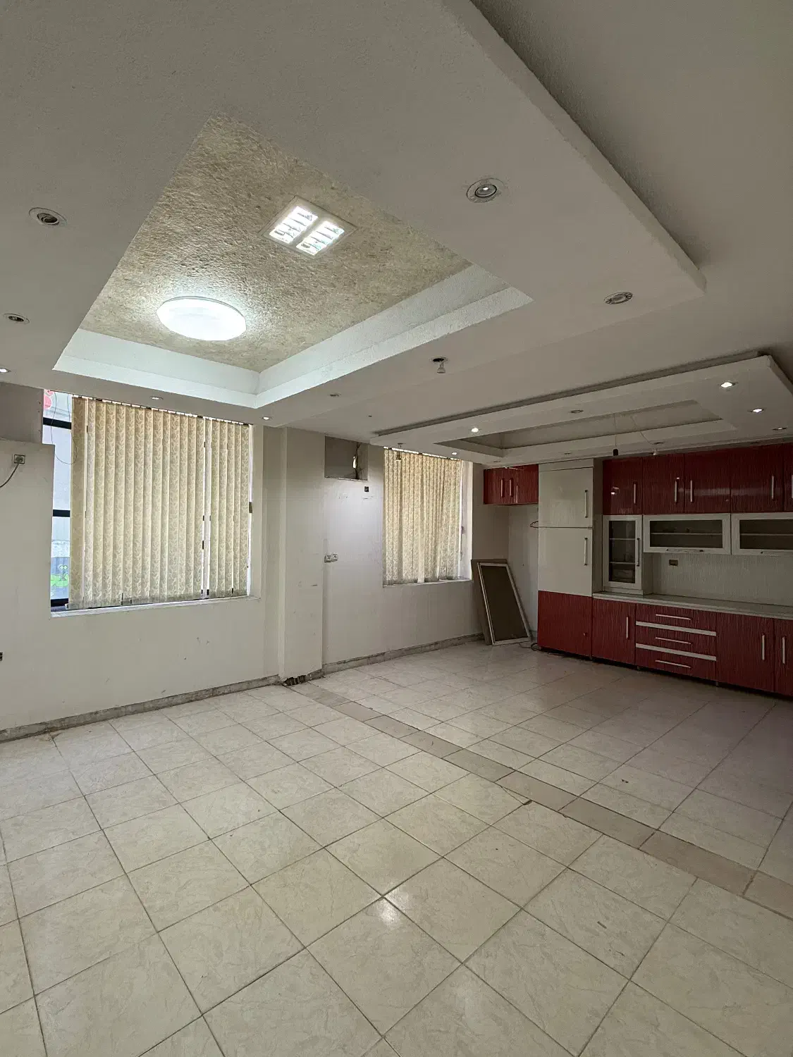 اجاره واحد تجاری مرکز شهر|اجارهٔ دفتر کار، اتاق اداری، مطب|لاهیجان, امیرشهید|دیوار