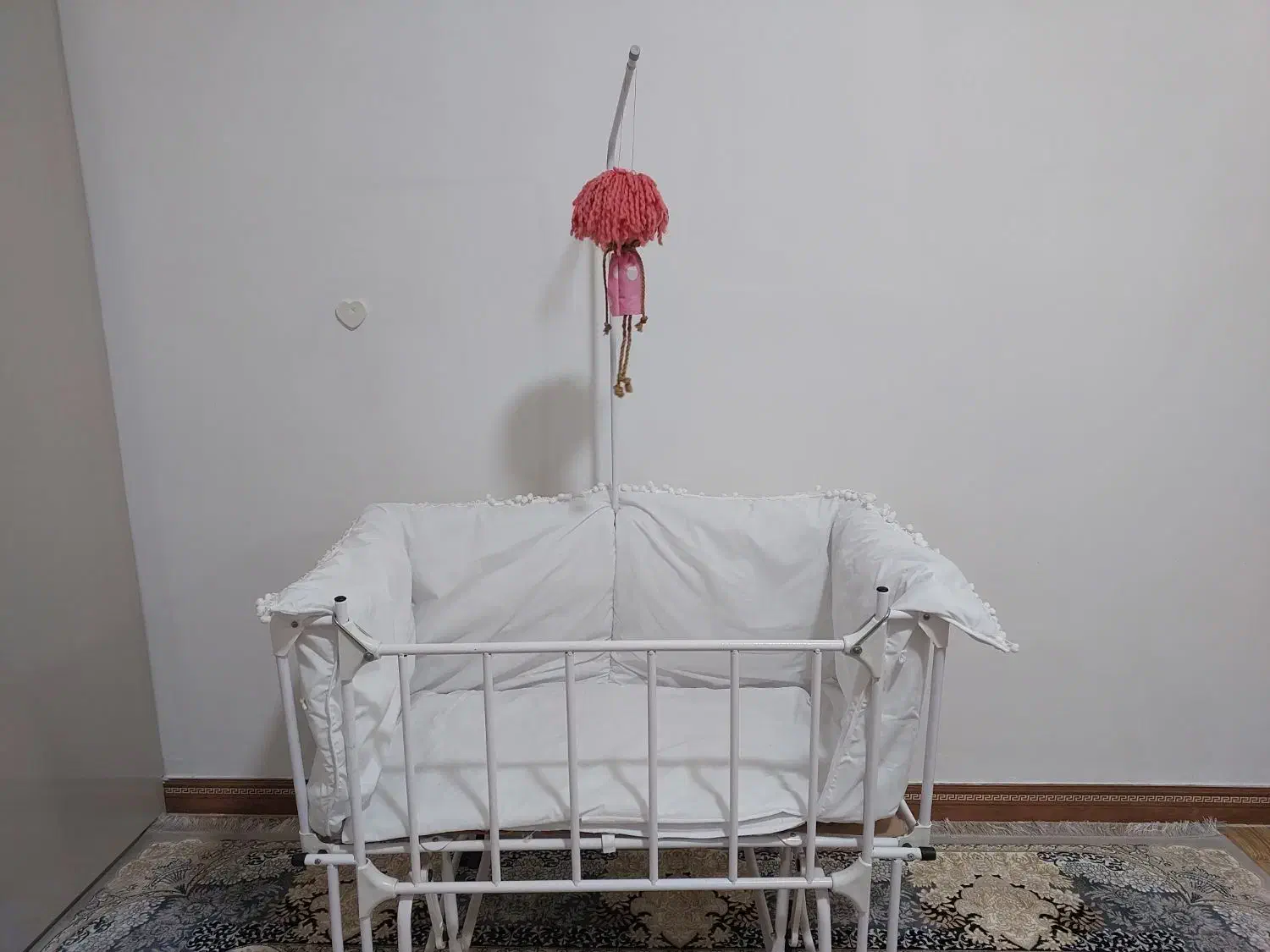 گهواره نوزادی در حد نو|اسباب و اثاث بچه|فومن, |دیوار