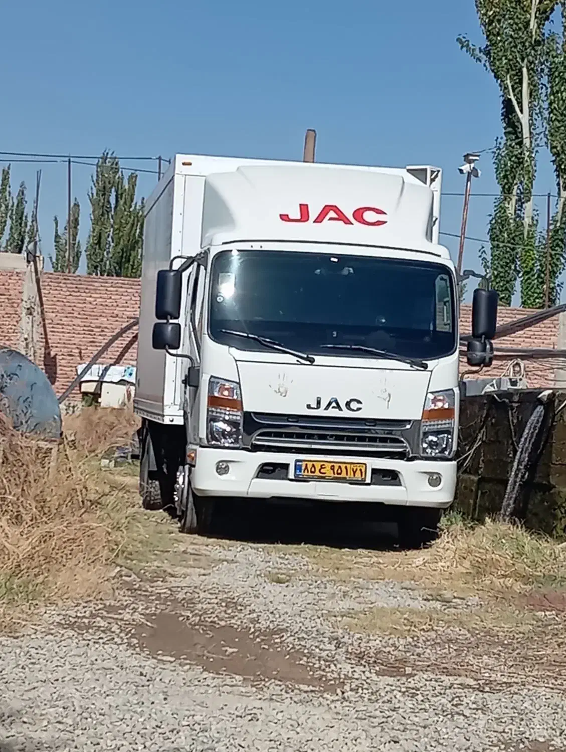 نیازمند راننده پایه یک باسابقه|استخدام حمل و نقل|بندر انزلی, شیلات|دیوار