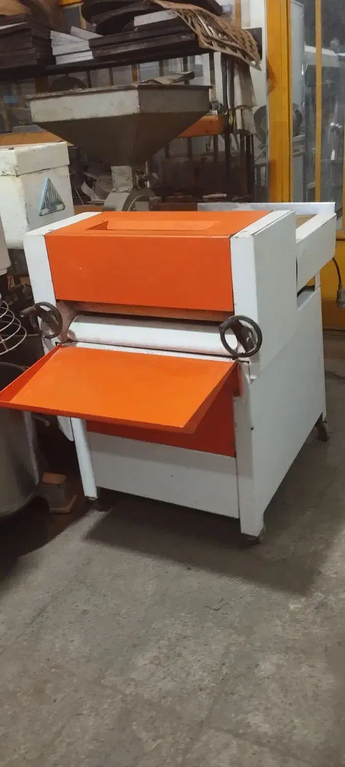 رول کن خمیر نان فانتزی و قنادی مرشدی|کافی‌شاپ و رستوران|تهران, شهرک فردوس (حسینی)|دیوار