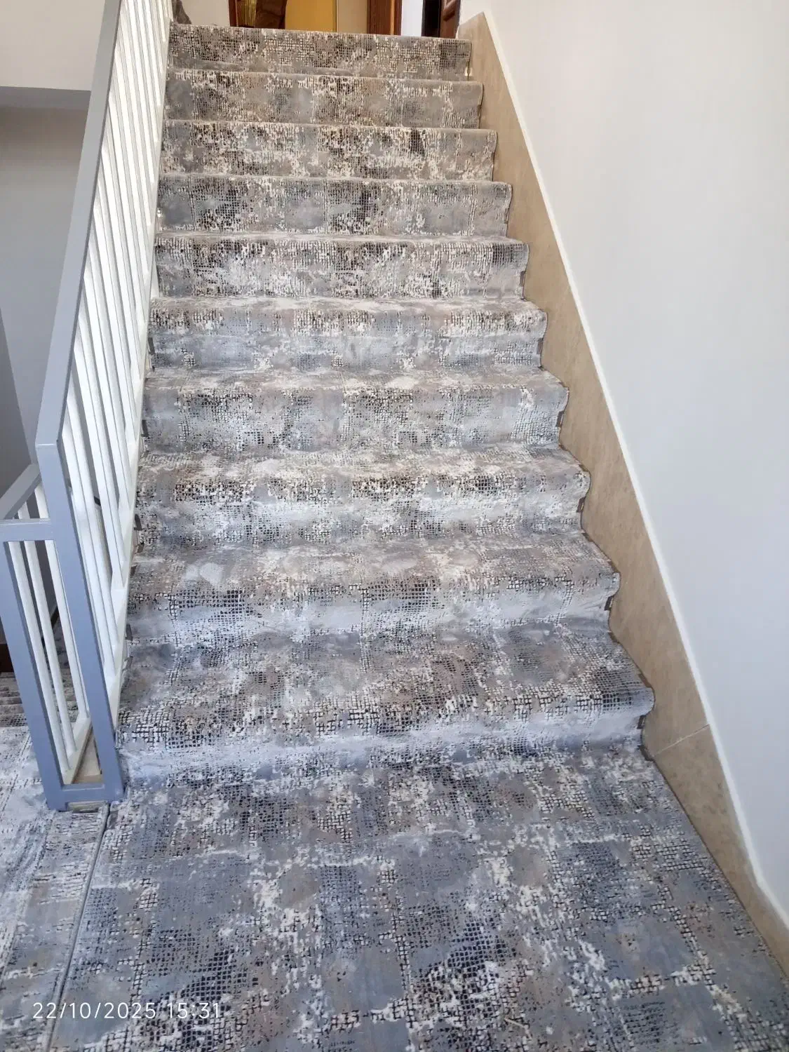 نصاب موکت و فرش و راه پله و مسجد،نمایشگاه و...|خدمات پیشه و مهارت|بهارستان, |دیوار