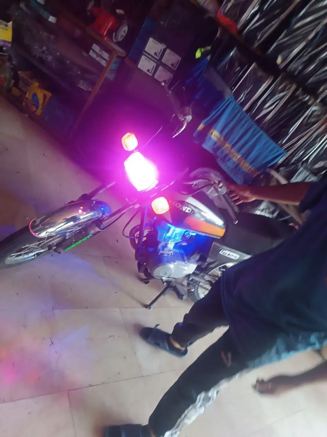 هندا 125مدل 90|موتورسیکلت|اسلام‌شهر, شهرک مهدیه|دیوار