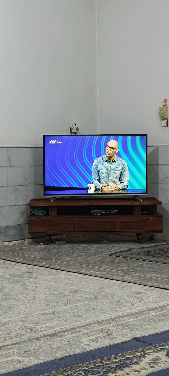 تلوزیون 50اینچ هوشمند|تلویزیون و پروژکتور|یزد, |دیوار