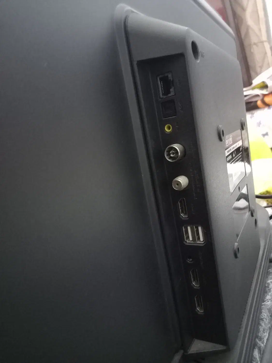 تلوزیون ایوولی ۳۲|تلویزیون و پروژکتور|زاهدان, |دیوار