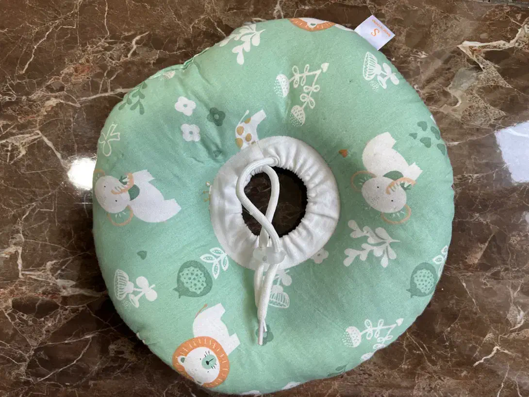 گردنی الیزابت|لوازم جانبی حیوانات|نوشهر, |دیوار