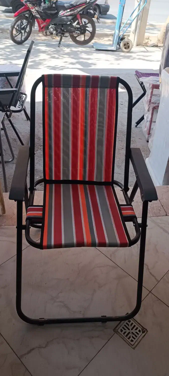 صندلی ساحلی نه فنره|صندلی و نیمکت|اصفهان, الهیه|دیوار