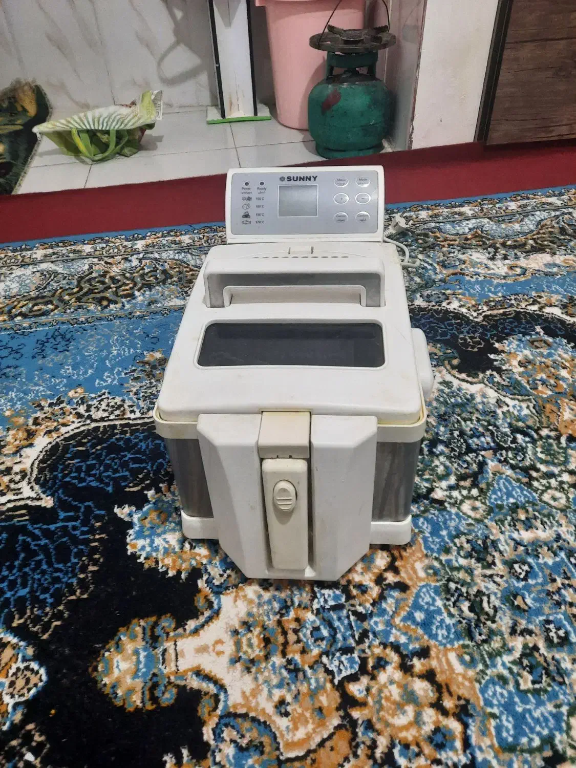 سرخکن بزرک سالم|اجاق گاز و لوازم برقی پخت‌وپز|نیشابور, مازول|دیوار