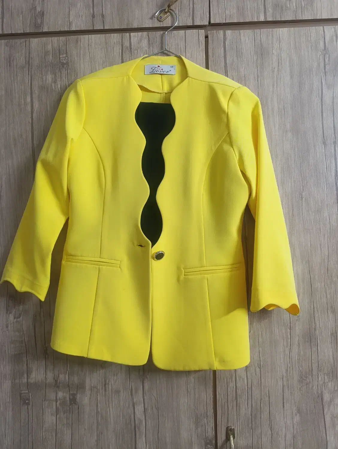 کت و کاپشن|لباس|گرمسار, |دیوار