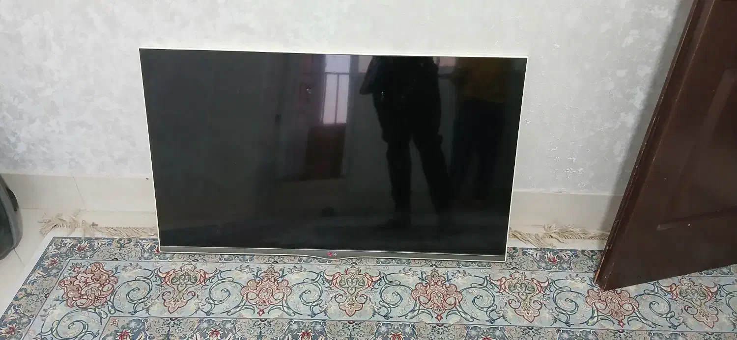 تلویزیون الجی ۴۷ اینچ|تلویزیون و پروژکتور|رباطکریم, رباطکریم|دیوار