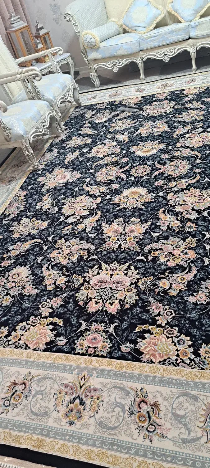 فرش دوازده متری کاملا سالم و نو|فرش|فولادشهر, B4|دیوار