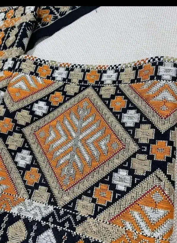 سرتوپ|لباس|آزادشهر, |دیوار