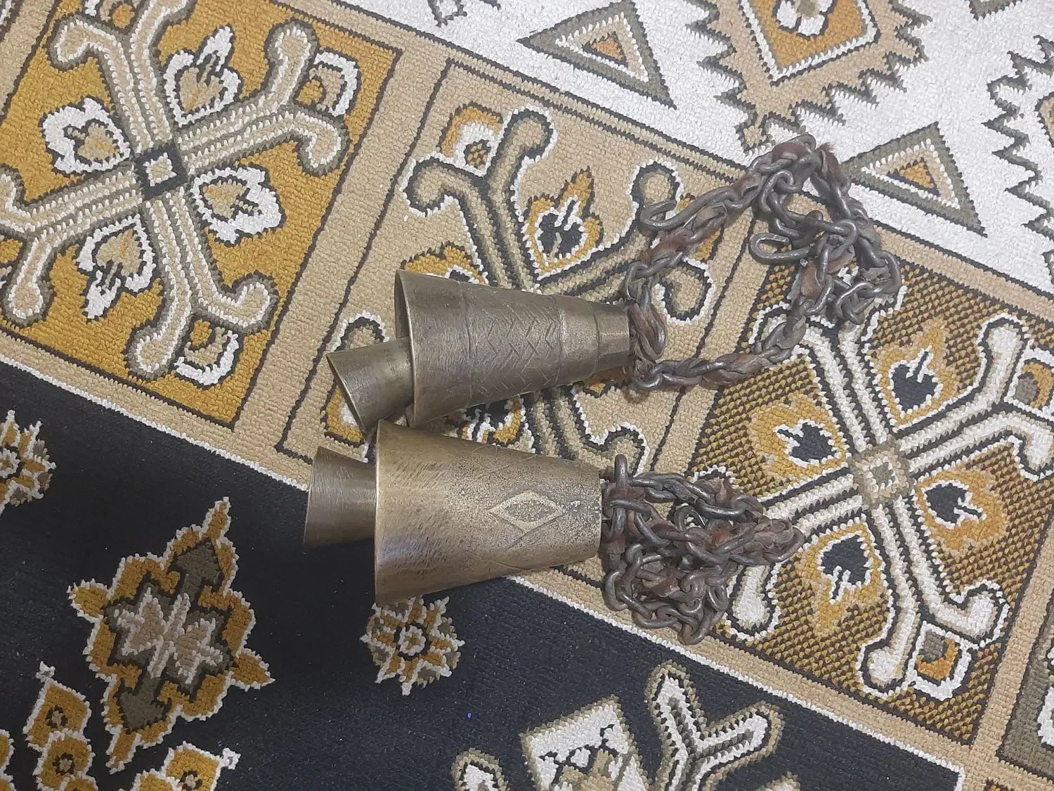 فروش زنگ دولوله تاریخی و کلکسیونی|کلکسیون اشیاء عتیقه|مرزیکلا, |دیوار