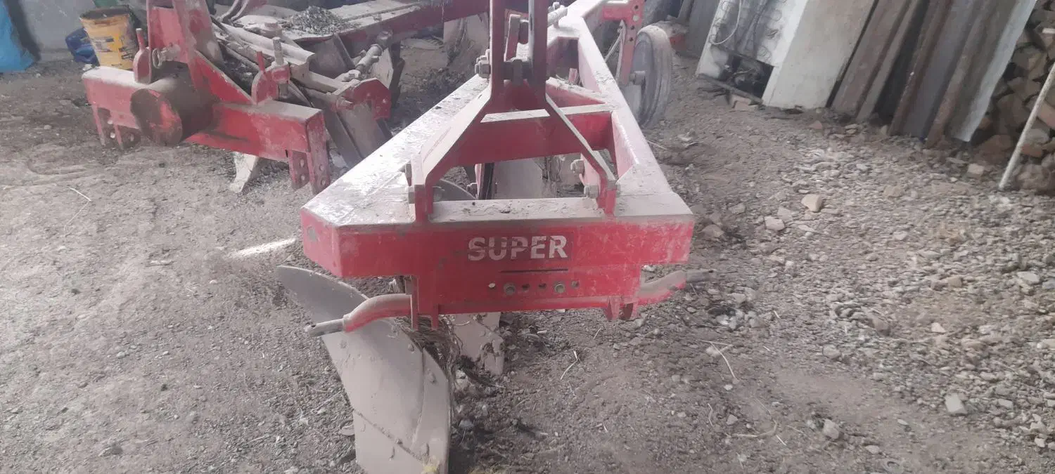 گاواهن ۳خیش  برگردان انلو ترکی|ماشین‌آلات صنعتی|سیلاخور, |دیوار