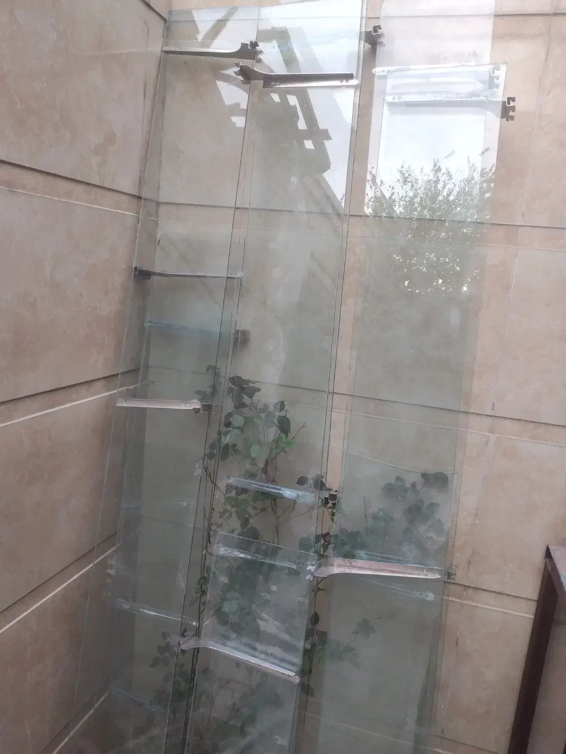 فروش هشت عدد قفسه شیشه ای ۶میل|فروشگاه و مغازه|ایذه, |دیوار