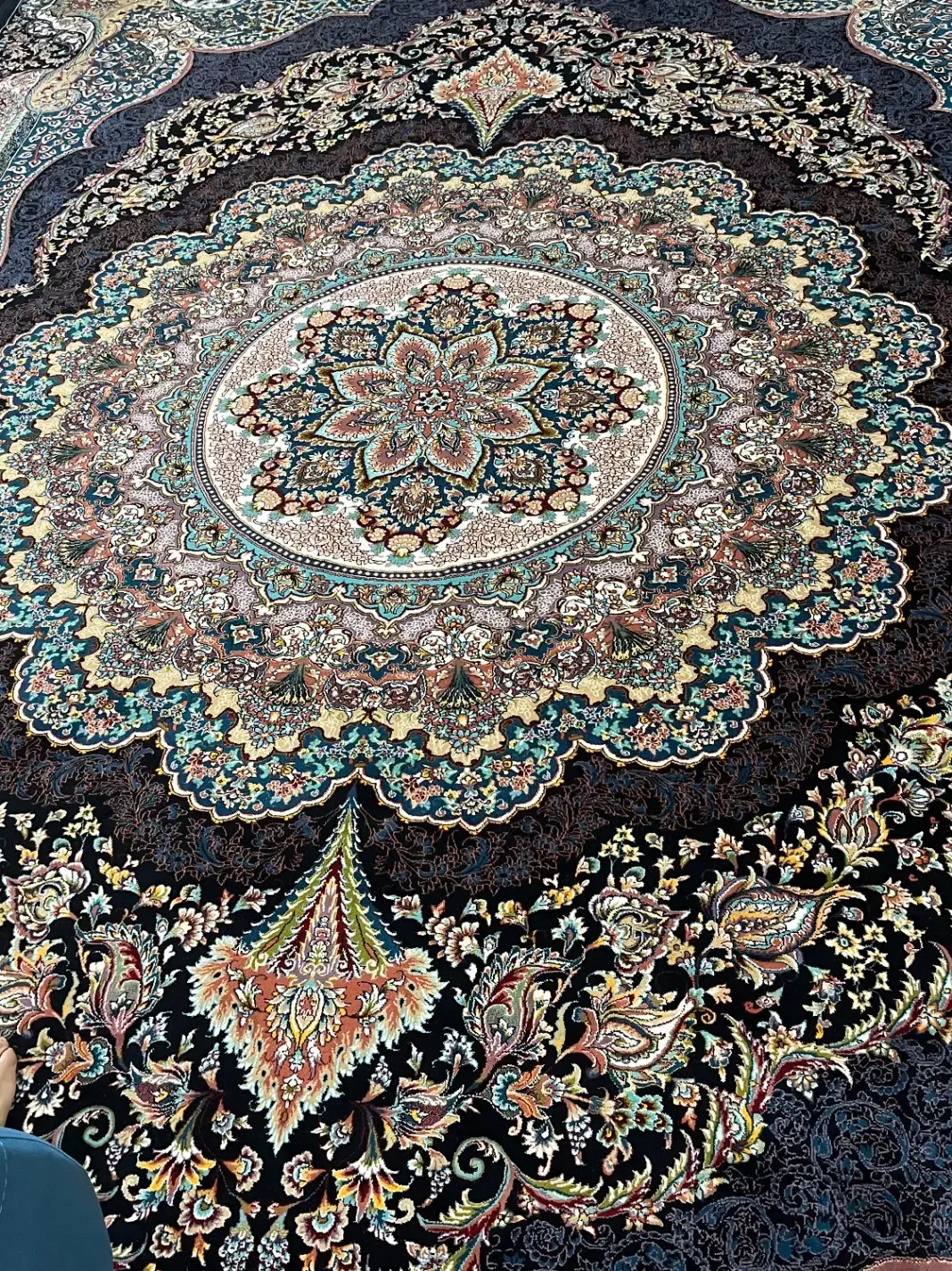 فرش ۹ متره|فرش|سمنان, |دیوار