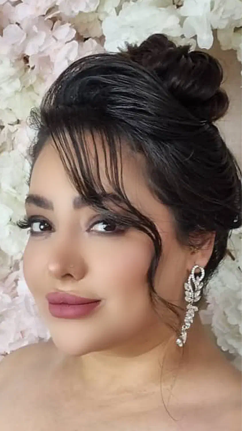 رنگ ولایت،شینیون میکاپ کوتاهی ،تخت مژه  برای اجاره|خدمات آرایشگری و زیبایی|کرج, مهرویلا جنوبی|دیوار