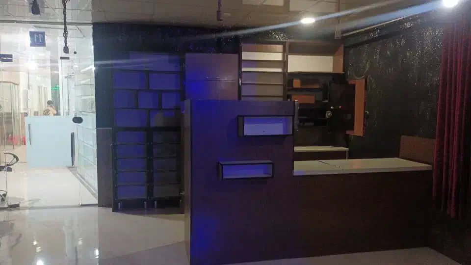 اجاره مغازه پرند|اجارهٔ مغازه و غرفه|پرند, فاز ۵|دیوار