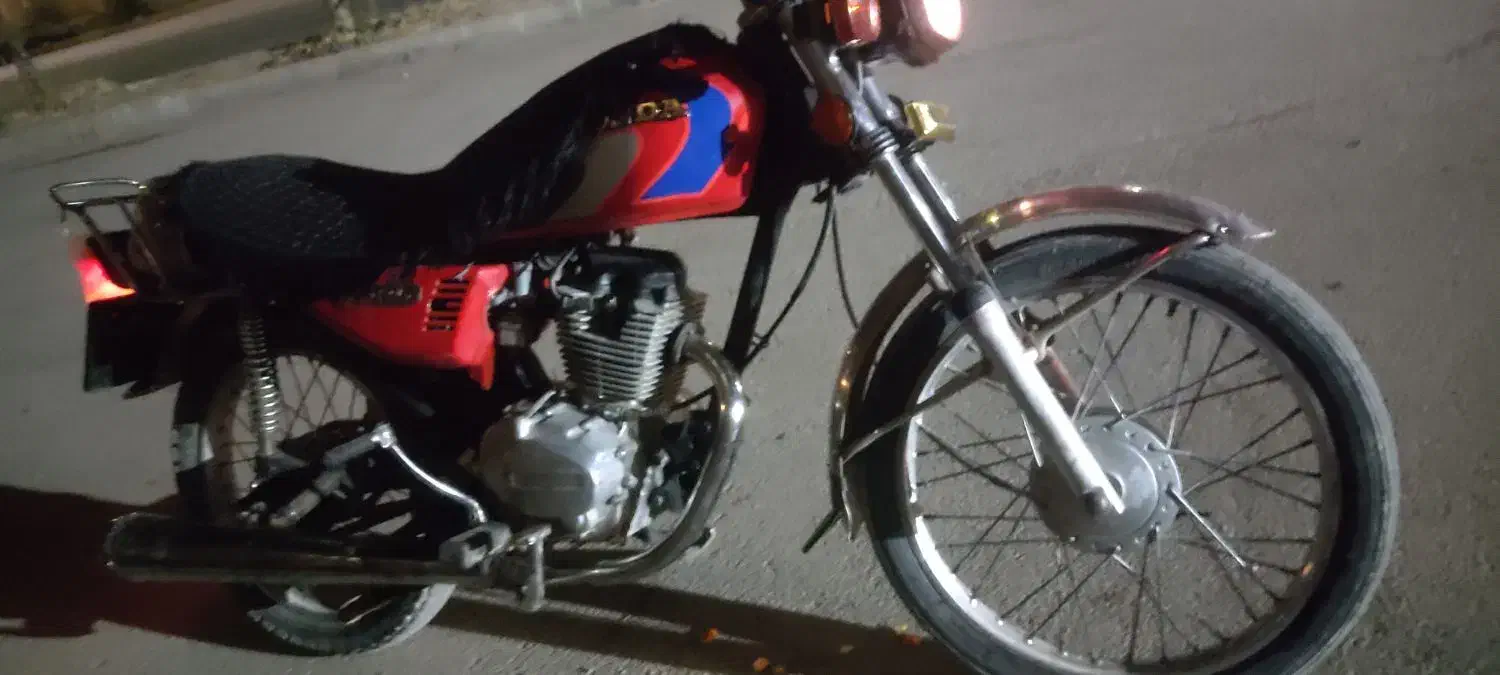 موتور مزاید ۱۵۰ ۵ دنده مسافتی|موتورسیکلت|نهاوند, |دیوار