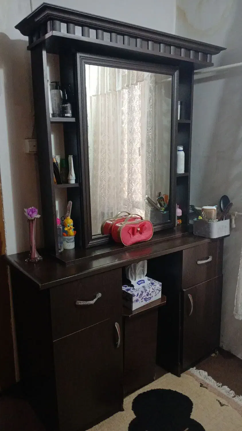 میز ارایش|تخت و سرویس خواب|نوشین شهر, |دیوار