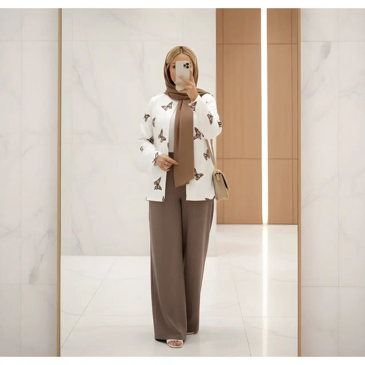 ست پروانه ای|لباس|کرمانشاه, |دیوار