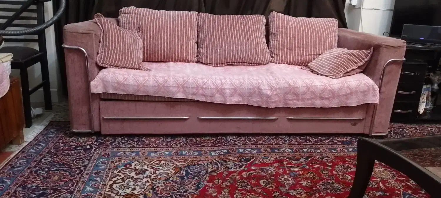 مبل تختخوابشو نشیمن ۳ نفرتخت۲نفر|مبلمان خانگی و میز عسلی|تهران, حر|دیوار