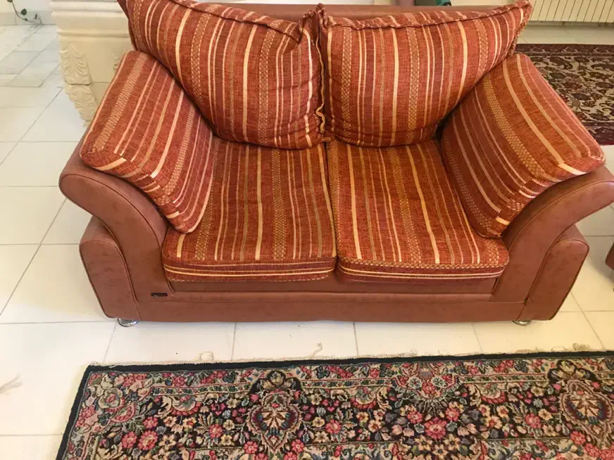 فروش فوری مبل ۷نفره پارچه ترک|مبلمان خانگی و میز عسلی|کرمان, |دیوار