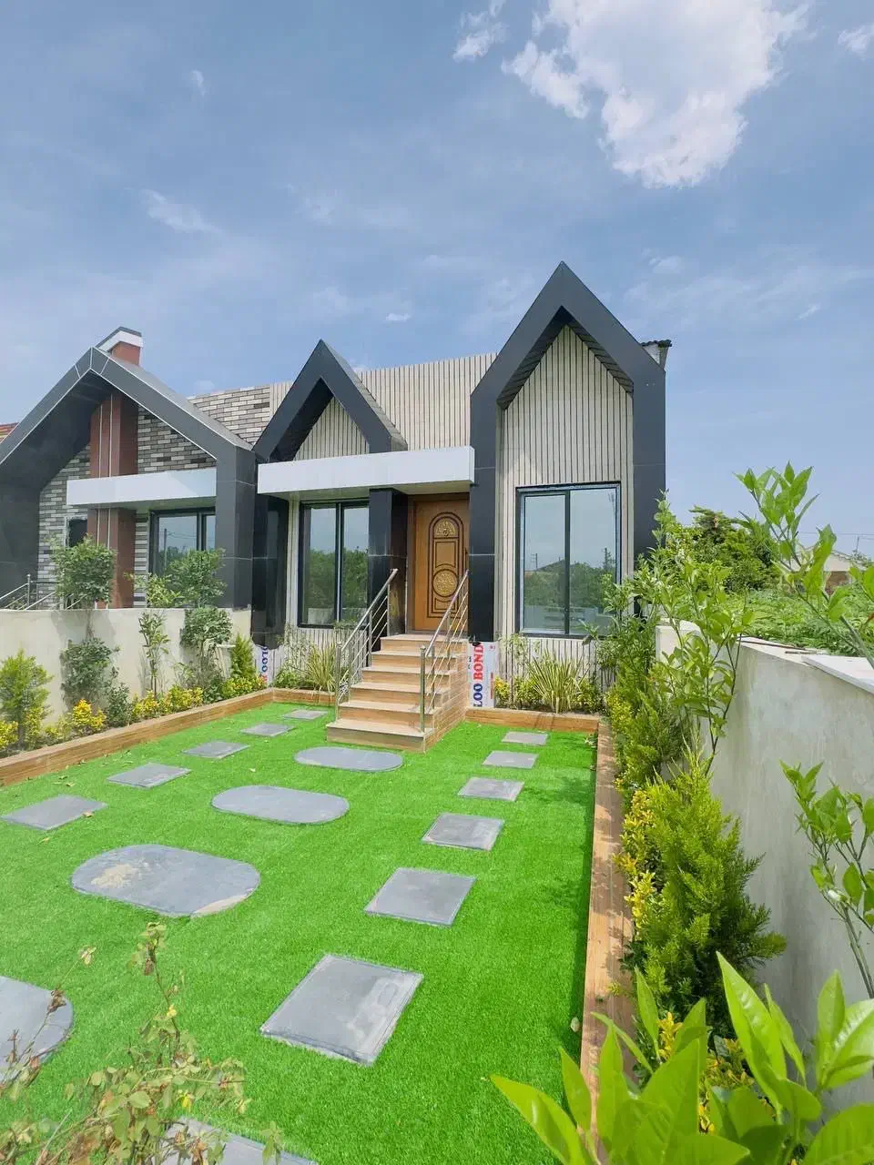 فروش ویلا باغچه 170 متری با استخر داخلی/ارزان قیمت|فروش خانه و ویلا|امامزاده عبدالله, |دیوار