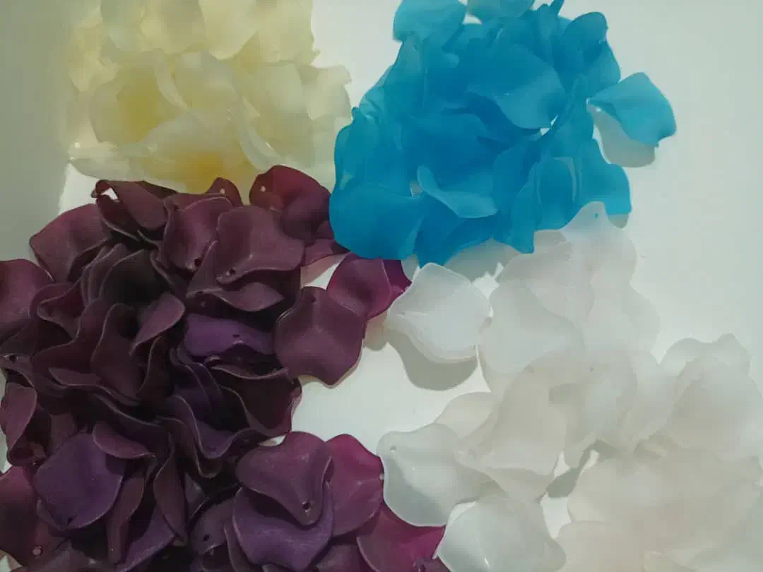 فروشانوعاقسامگلهایکریستالیورنگهاوگلدونمیرسد|گل مصنوعی|بندرعباس, |دیوار