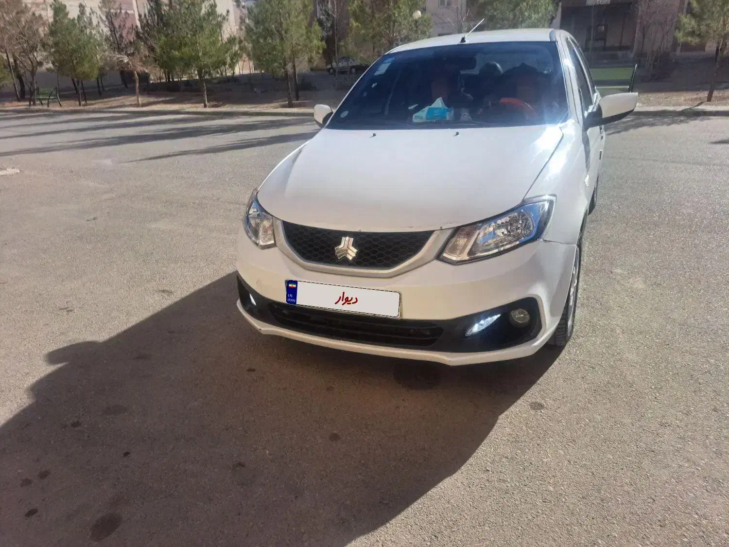 ساینا اس آخر ۱۴۰۲ اول اسفند|خودرو سواری و وانت|گلبهار, شهر جدید گلبهار|دیوار