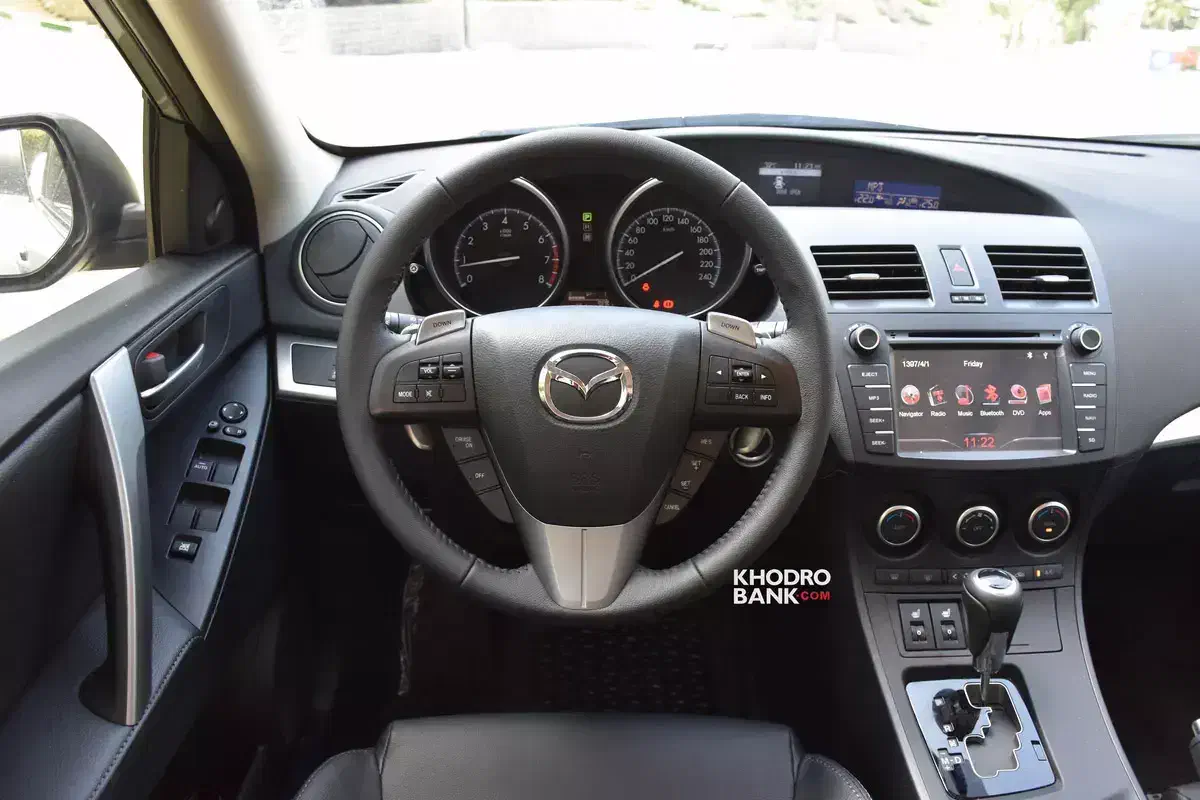 مزدا 3 مونتاژ تیپ 3/ معاوضه و خرید تصادفی|خودرو سواری و وانت|کاشان, باهنر|دیوار